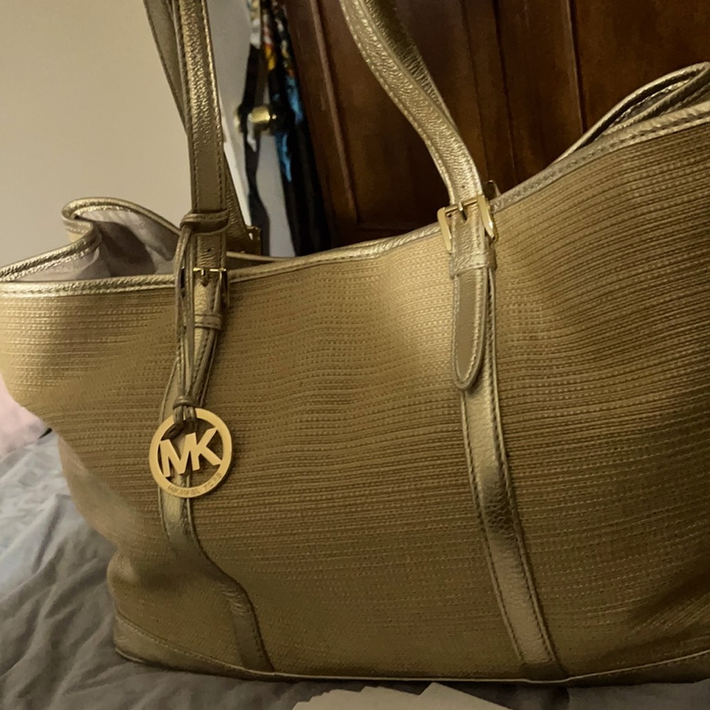 MK Gold  bag 💼